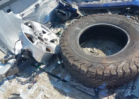 2015 Chevrolet Silverado 1500 1Lt/2Lt из США, поврежденный, VIN 3GCUKREC7FG111295